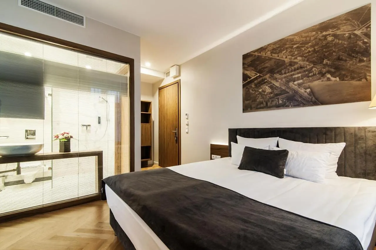Warsaw River View Apartment